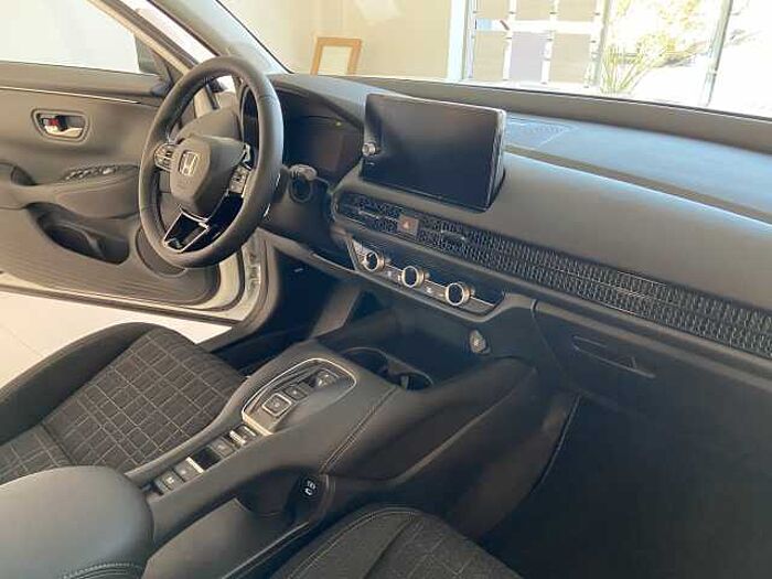 Honda ZR-V Hybrid e: HEV 2.0 i-MMD Elegance