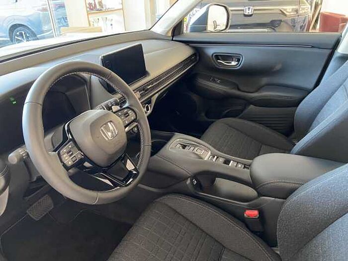 Honda ZR-V Hybrid e: HEV 2.0 i-MMD Elegance