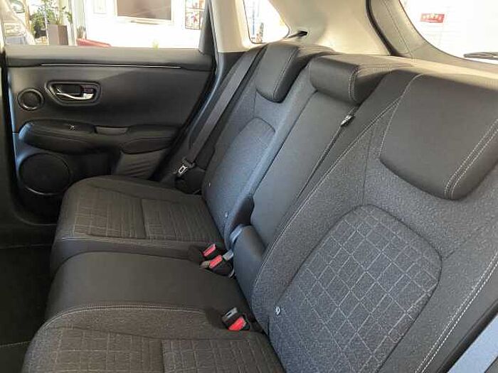 Honda ZR-V Hybrid e: HEV 2.0 i-MMD Elegance