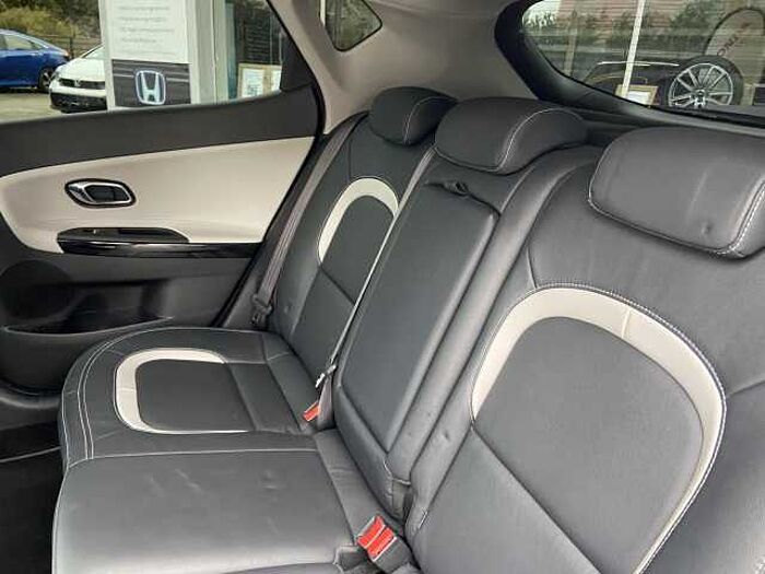 Kia Ceed 1.6 GDI DCT Platinum Edition Automatik