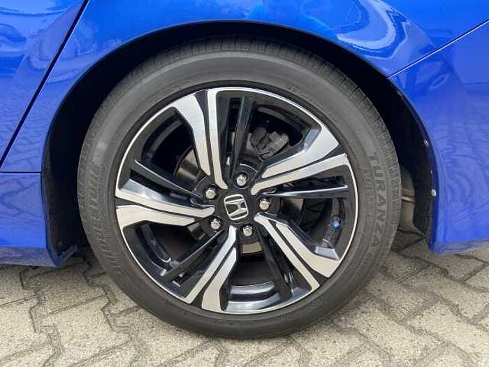 Honda Civic 1.5 i-VTEC Turbo Executive Winterräder