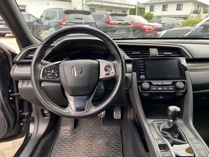 Honda Civic 1.0 Turbo Elegance / Allwetterreifen