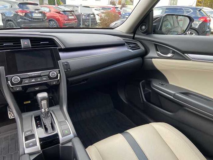 Honda Civic 1.5 i-VTEC Turbo Automatik Executive