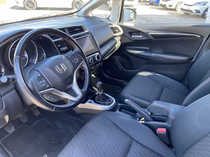 Honda Jazz 1.5 i-VTEC Dynamic / Navigation