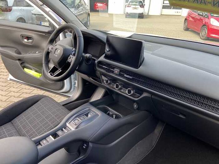 Honda ZR-V Hybrid e: HEV 2.0 i-MMD Elegance19-Zoll