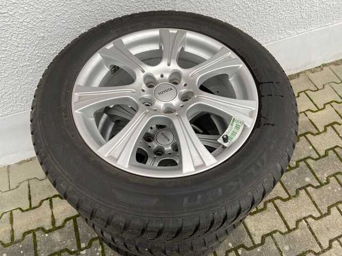 Toyota C-HR Hybrid 2.0 Team Deutschland / AHK