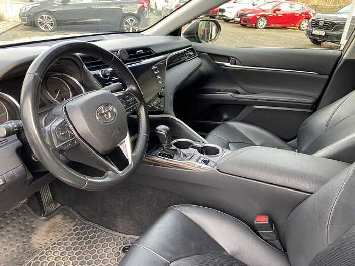 Toyota Camry 2.5 Hybrid Executive inkl. Winterräder