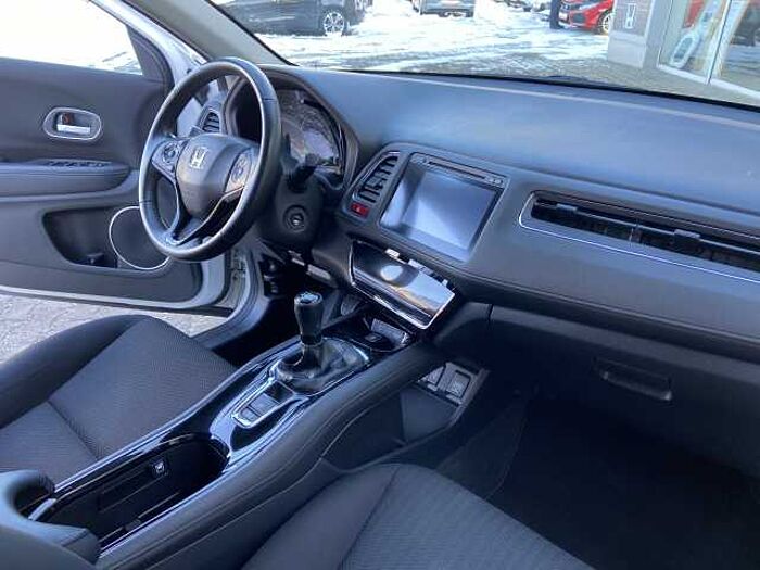 Honda HR-V 1.5 i-VTEC Elegance / Allwetterreifen