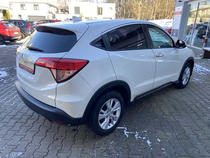 Honda HR-V 1.5 i-VTEC Elegance / Allwetterreifen