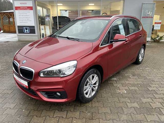 BMW 218i Active Tourer Automatik Advantage