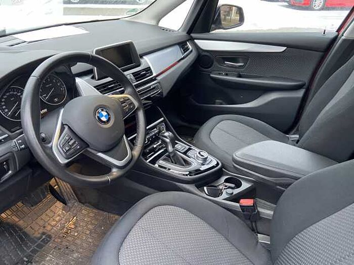 BMW 218i Active Tourer Automatik Advantage