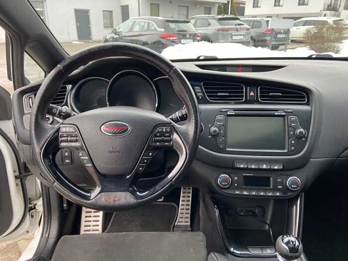 Kia pro Ceed 1.6 T-GDI GT-Track / Allwetterreifen
