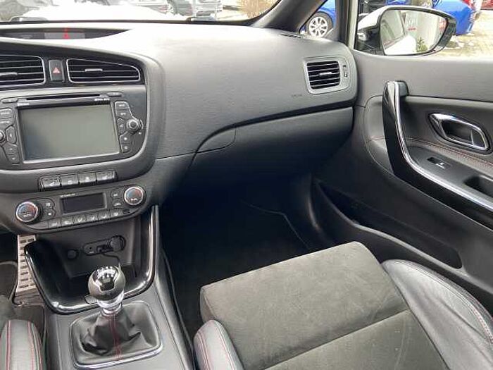 Kia pro Ceed 1.6 T-GDI GT-Track / Allwetterreifen