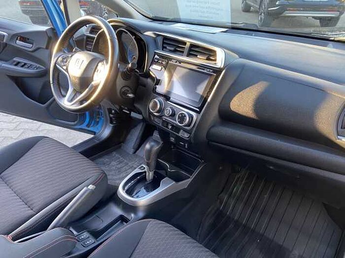 Honda Jazz 1.5 Dynamic Automatik Navigation