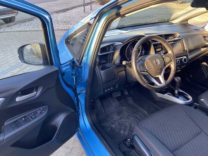 Honda Jazz 1.5 Dynamic Automatik Navigation