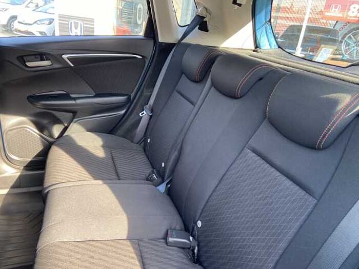 Honda Jazz 1.5 Dynamic Automatik Navigation