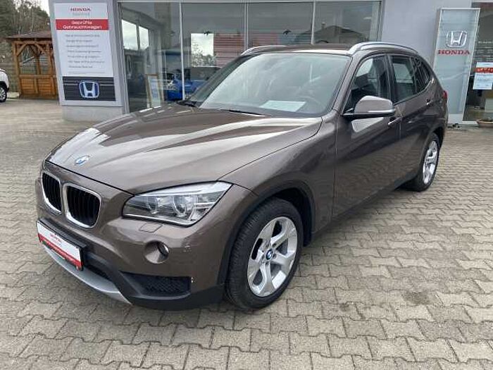 BMW X1 sDrive20i Automatik / AHK abnehmbar