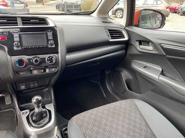 Honda Jazz 1.3 i-VTEC Trend PDC / inkl. Winterräder