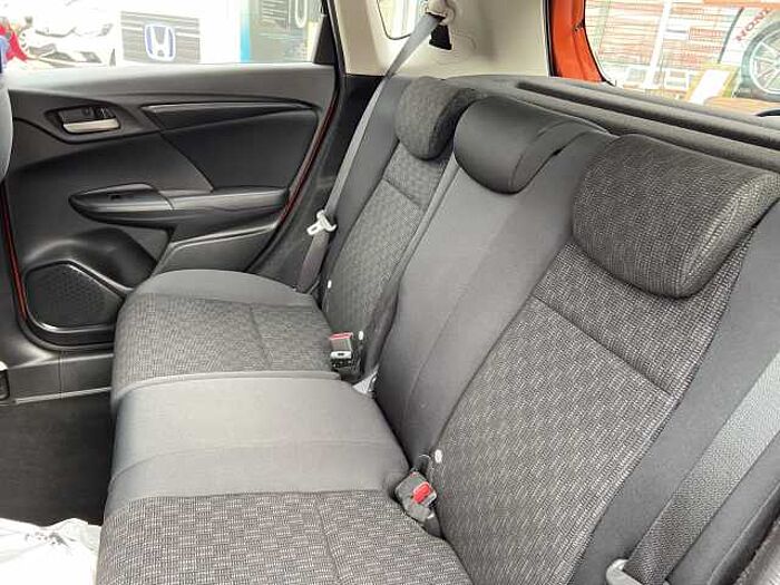 Honda Jazz 1.3 i-VTEC Trend PDC / inkl. Winterräder