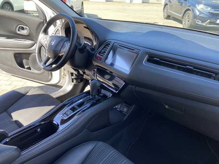 Honda HR-V 1.5 Automatik Executive inkl. Winterräder