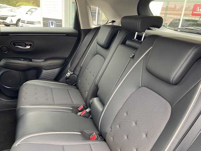 Honda ZR-V Hybrid e:HEV 2.0 i-MMD Sport Allwetter