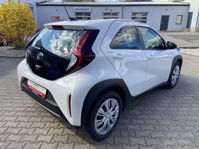Toyota Aygo X Business Edition