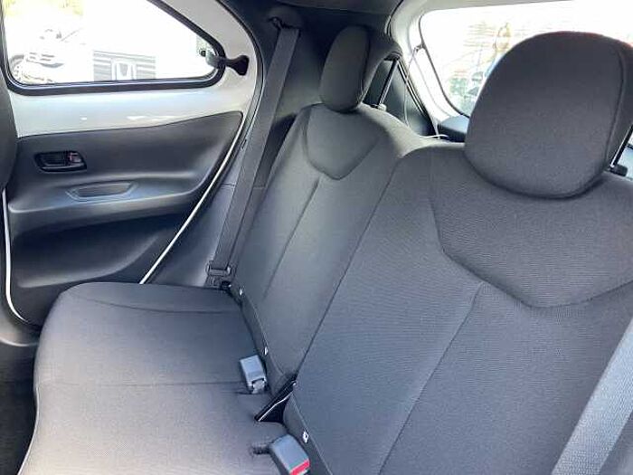 Toyota Aygo X Business Edition