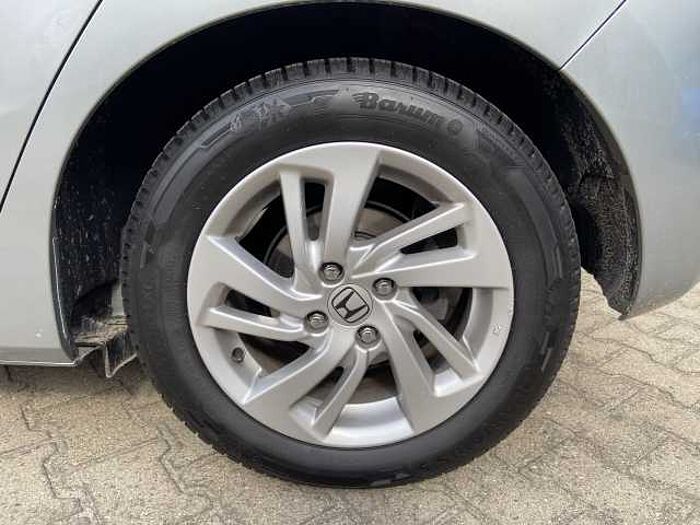 Honda Jazz 1.3 Comfort / Allwetterreifen