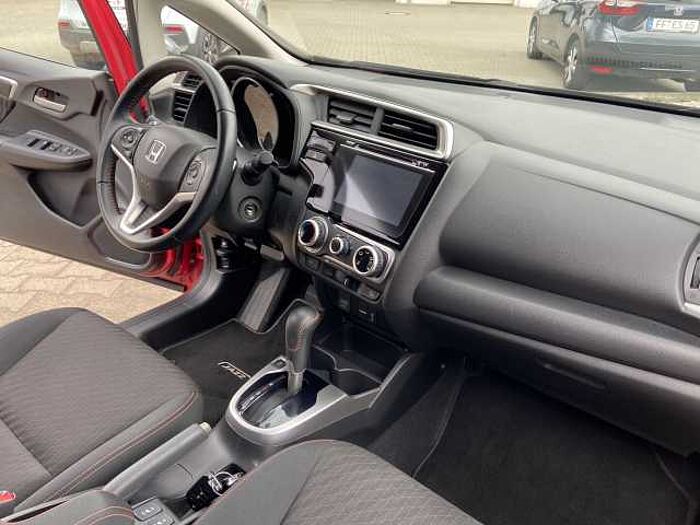 Honda Jazz 1.5 Dynamic Automatik Navigation