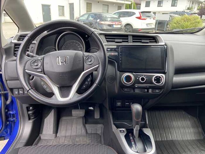 Honda Jazz 1.5 Dynamic Automatik Navigation