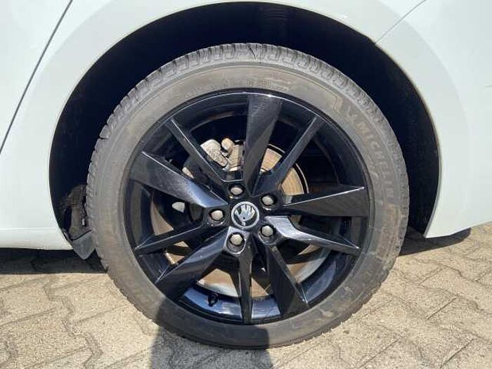 SKODA Octavia III Combi 1.5 TSI ACT DSG Clever NAVI