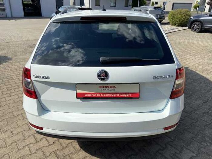 SKODA Octavia III Combi 1.5 TSI ACT DSG Clever NAVI
