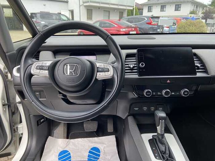 Honda Jazz 1.5 i-MMD Crosstar Executive / Winterräder