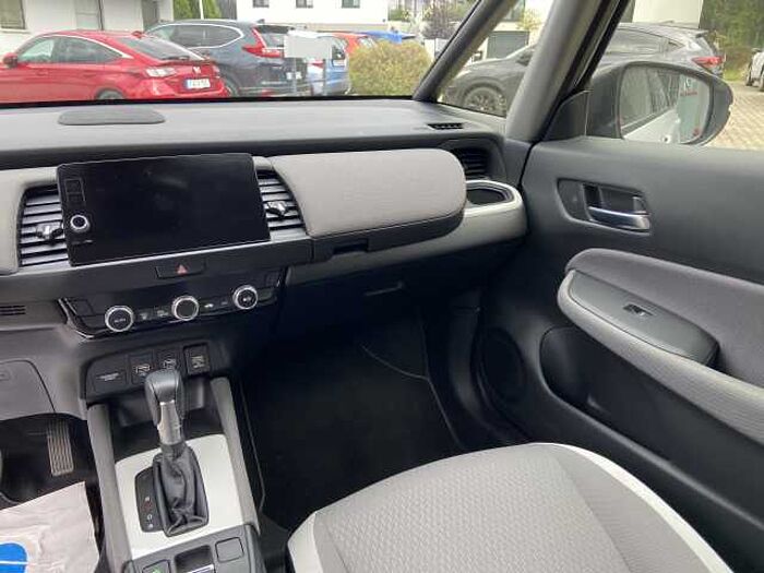 Honda Jazz 1.5 i-MMD Crosstar Executive / Winterräder