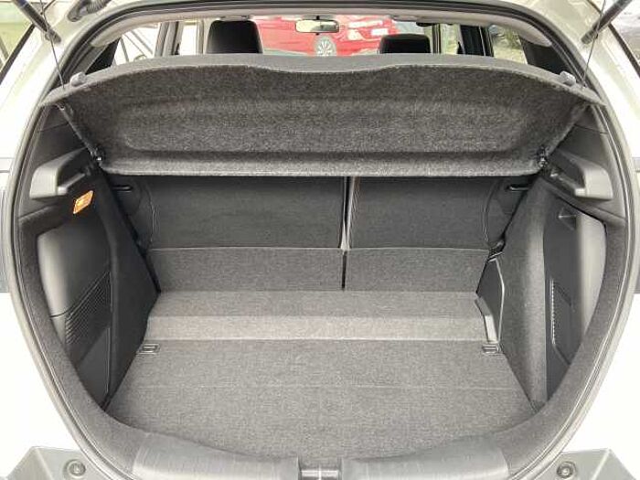 Honda Jazz 1.5 i-MMD Crosstar Executive / Winterräder