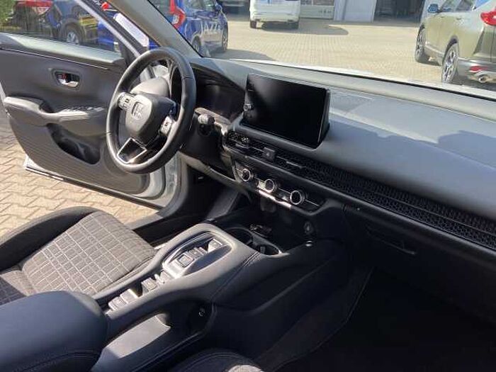 Honda ZR-V Hybrid e:HEV 2.0 i-MMD Elegance / Allwetter