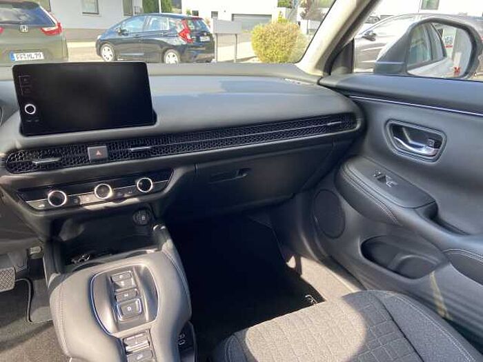 Honda ZR-V Hybrid e:HEV 2.0 i-MMD Elegance / Allwetter
