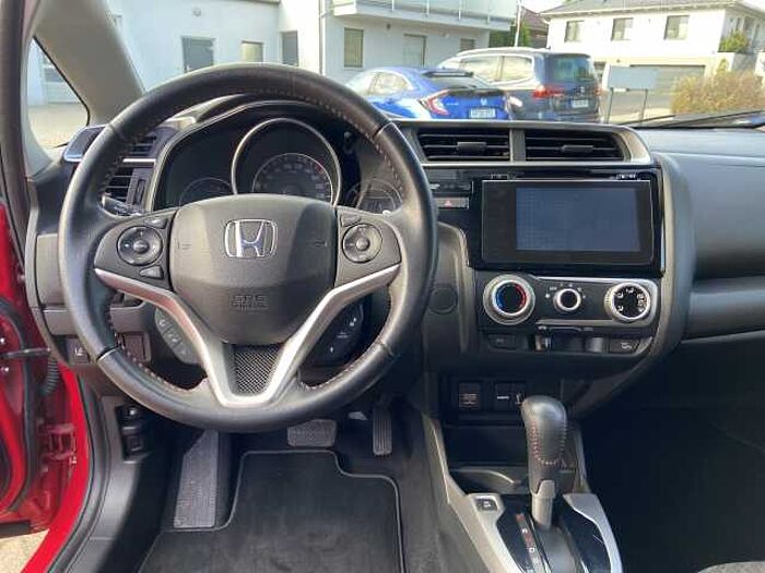 Honda Jazz 1.5 Dynamic Automatik Navigation