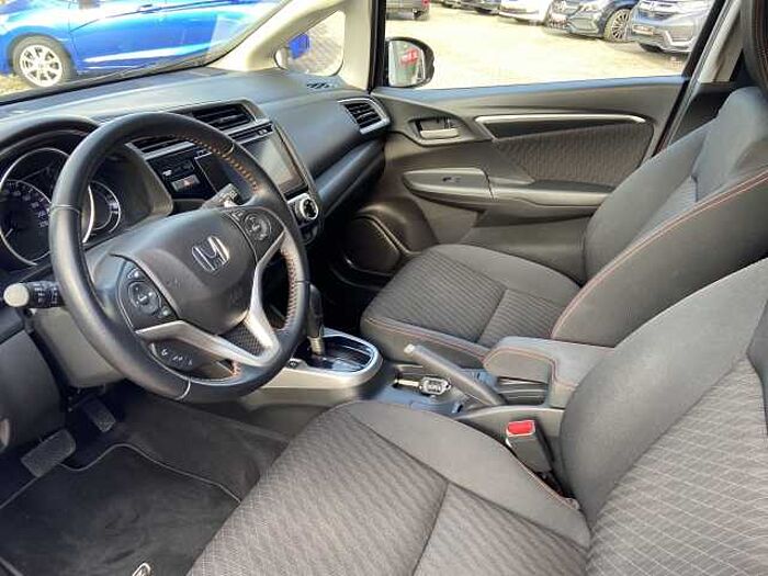 Honda Jazz 1.5 Dynamic Automatik Navigation