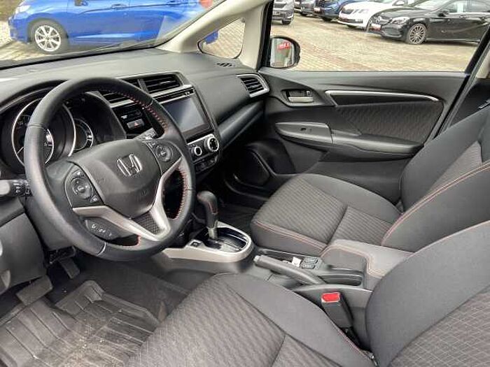 Honda Jazz 1.5 Dynamic Automatik Navigation