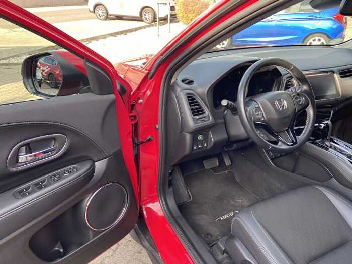 Honda HR-V 1.5 Executive Automatik inkl. Winterräder