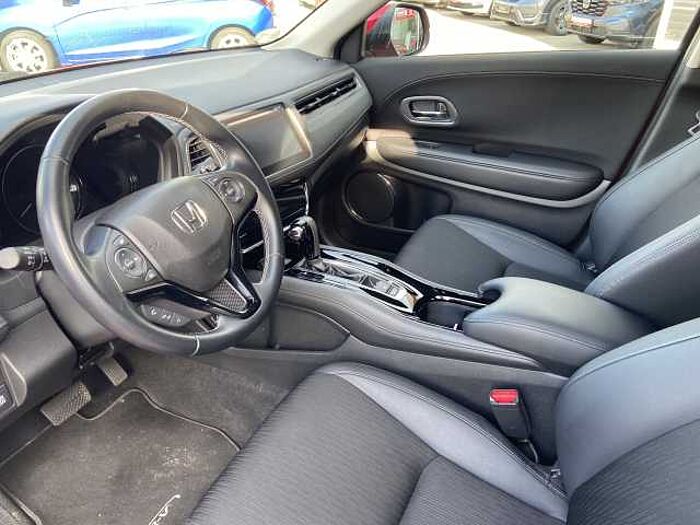 Honda HR-V 1.5 Executive Automatik inkl. Winterräder