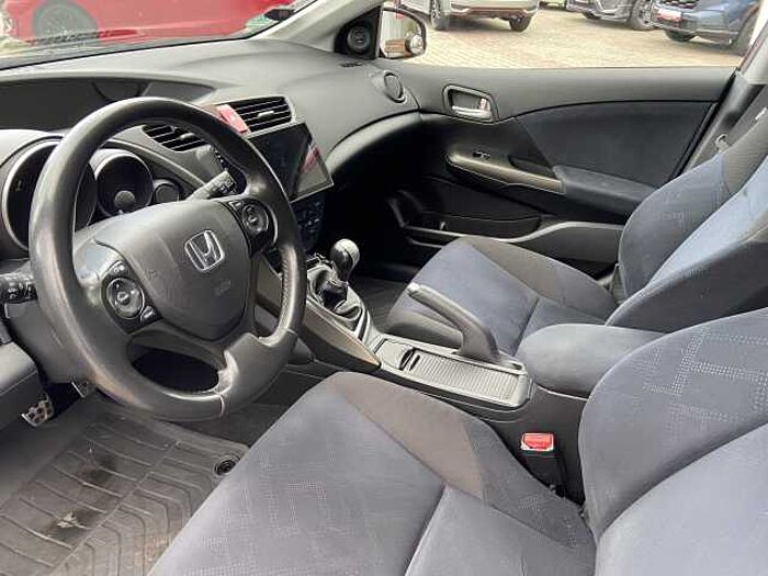 Honda Civic 2.2 i-DTEC Sport inkl. Winterräder / AHK